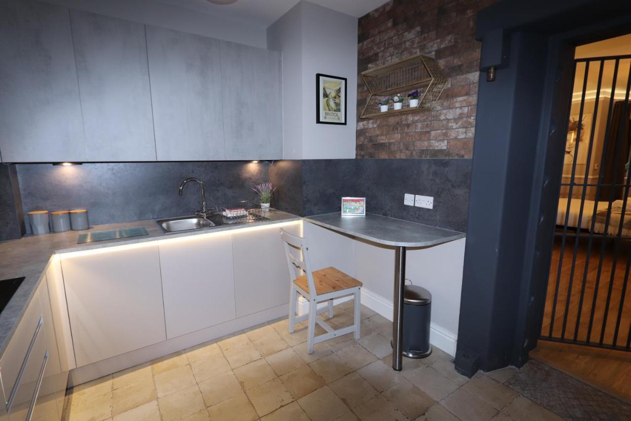 Alma Apartments In A Perfect Location Bristol Kültér fotó